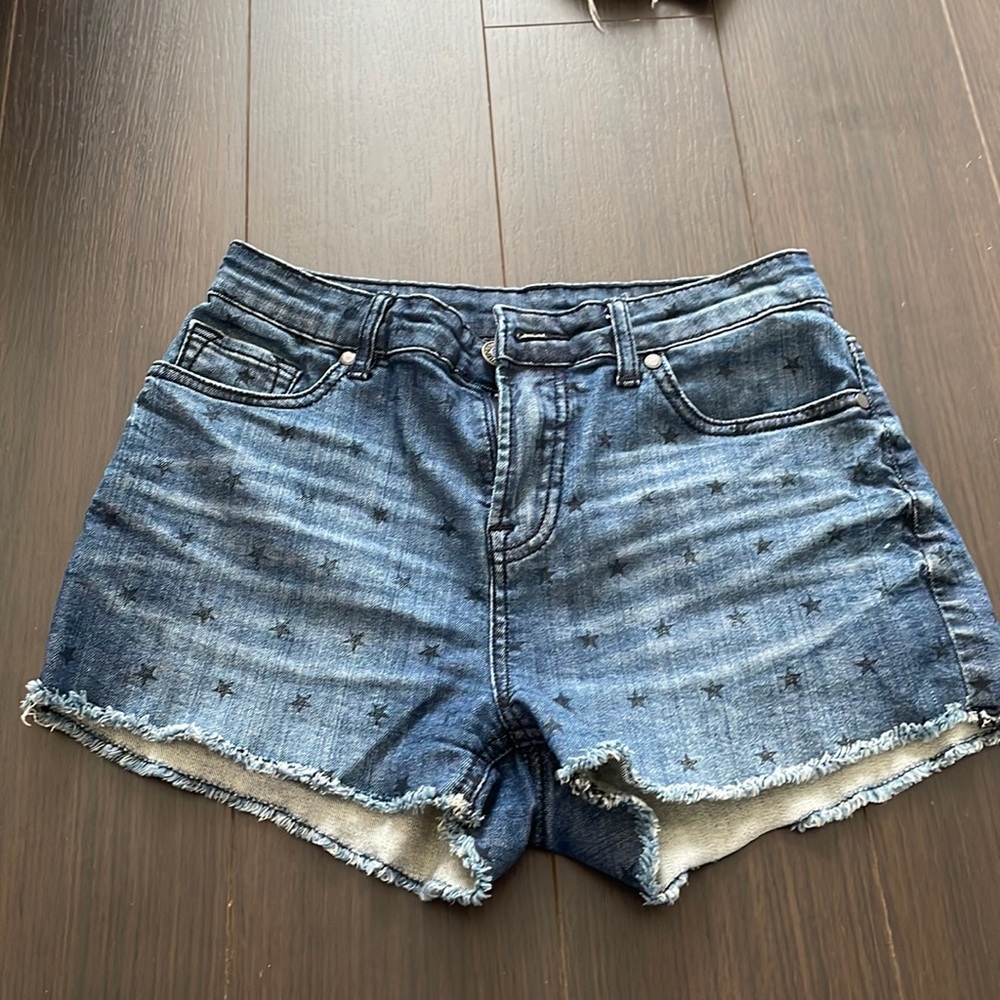 Buffalo high rise stretch short with stars size 25